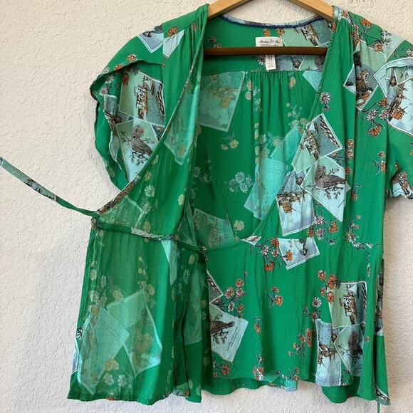 MEADOW RUE ANTHROPOLOGIE Bon Voyage Wrap Blouse Green Floral SS Boho - Picture 8 of 12